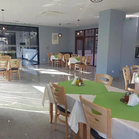 A&m With Free Parking 3*