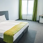 A&m With Free Parking Hotel