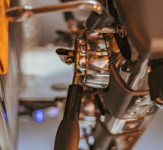 A&m With Free Parking Hotel 3*