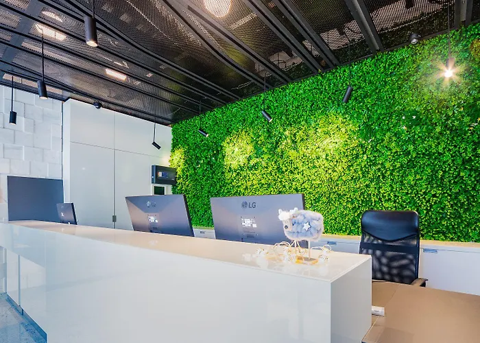 A&m With Free Parking 3*