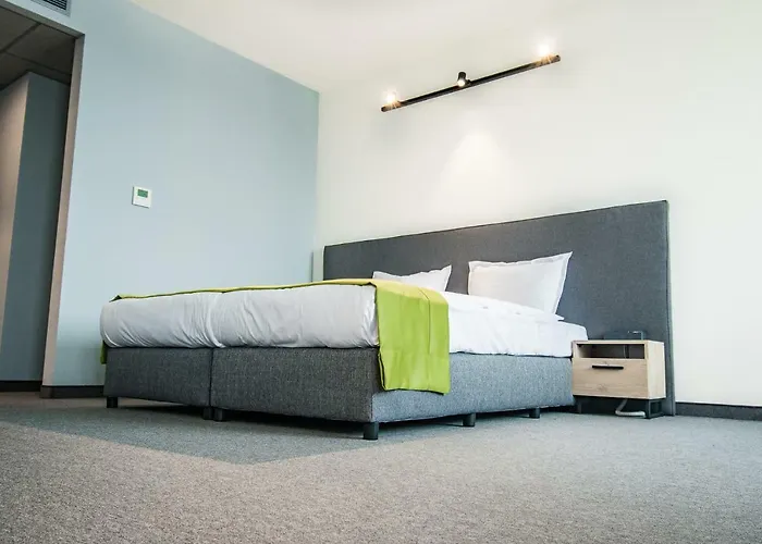 A&m With Free Parking