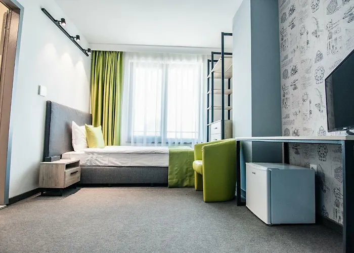 Hotel A&m With Free Parking 3*