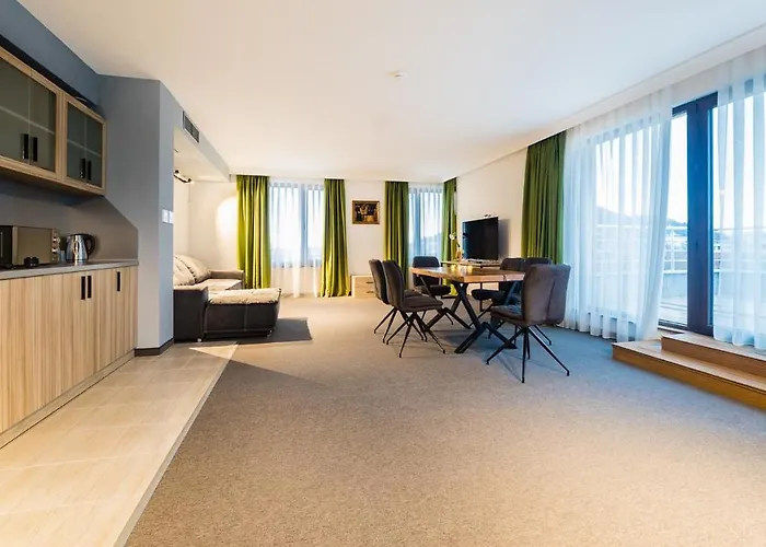 Hotel A&m With Free Parking